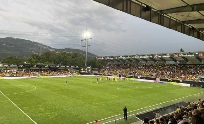 陈雅伦三点尽露未删减版