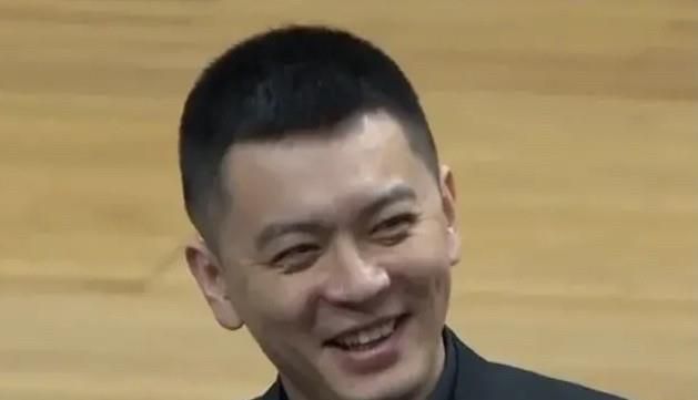 结实的大腿