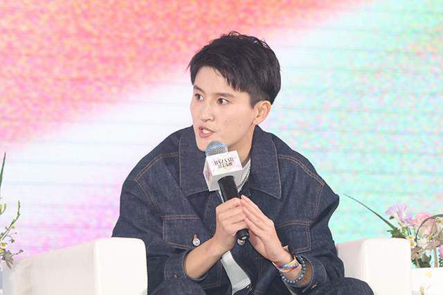 激情一区二区三区成人